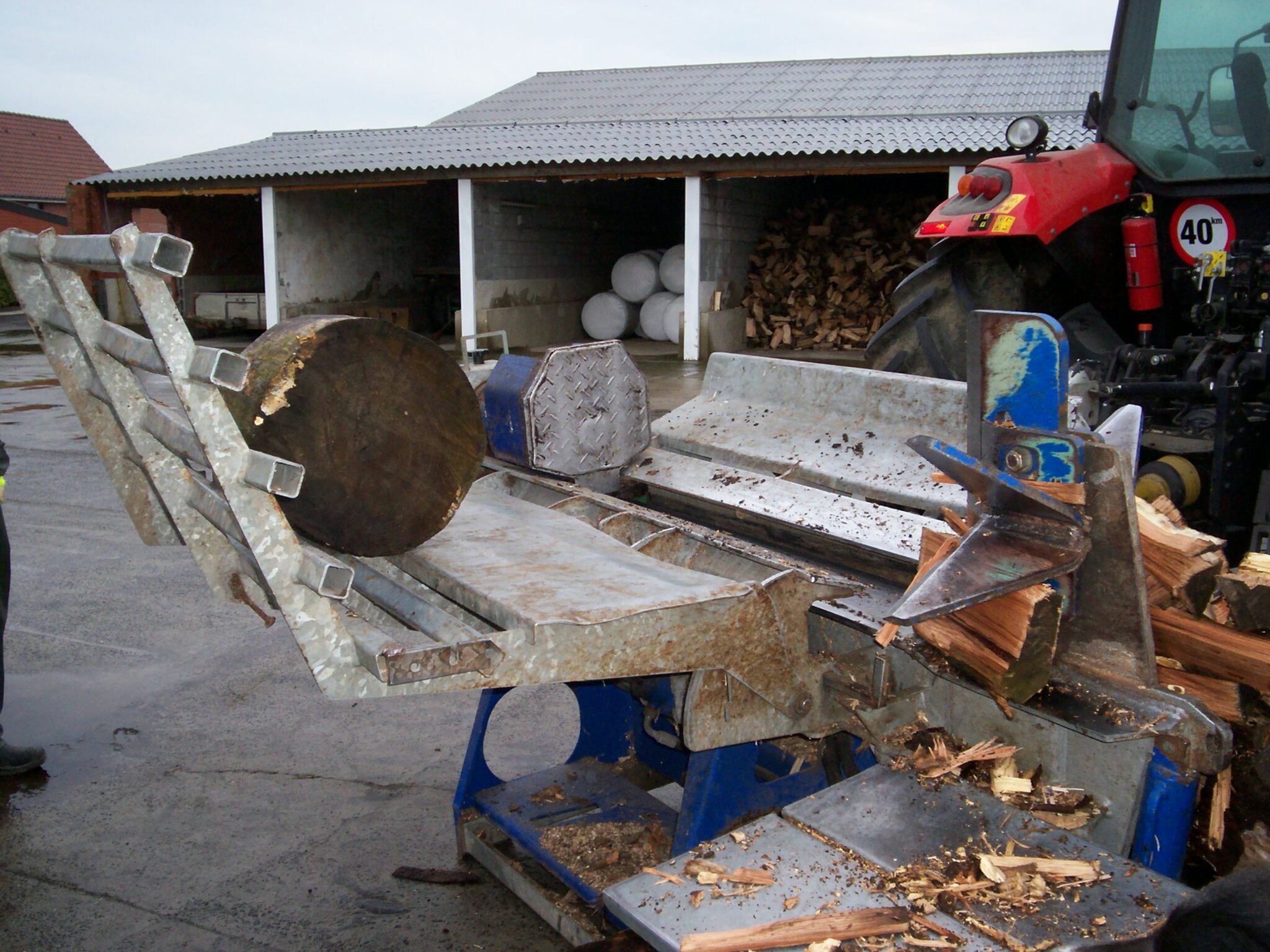 Hout klieven Staelens Johan Ichtegem